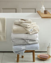 Ugg Holcomb 100% Turkish Cotton Bath Towel, 30" X 56" - Glacier Gray