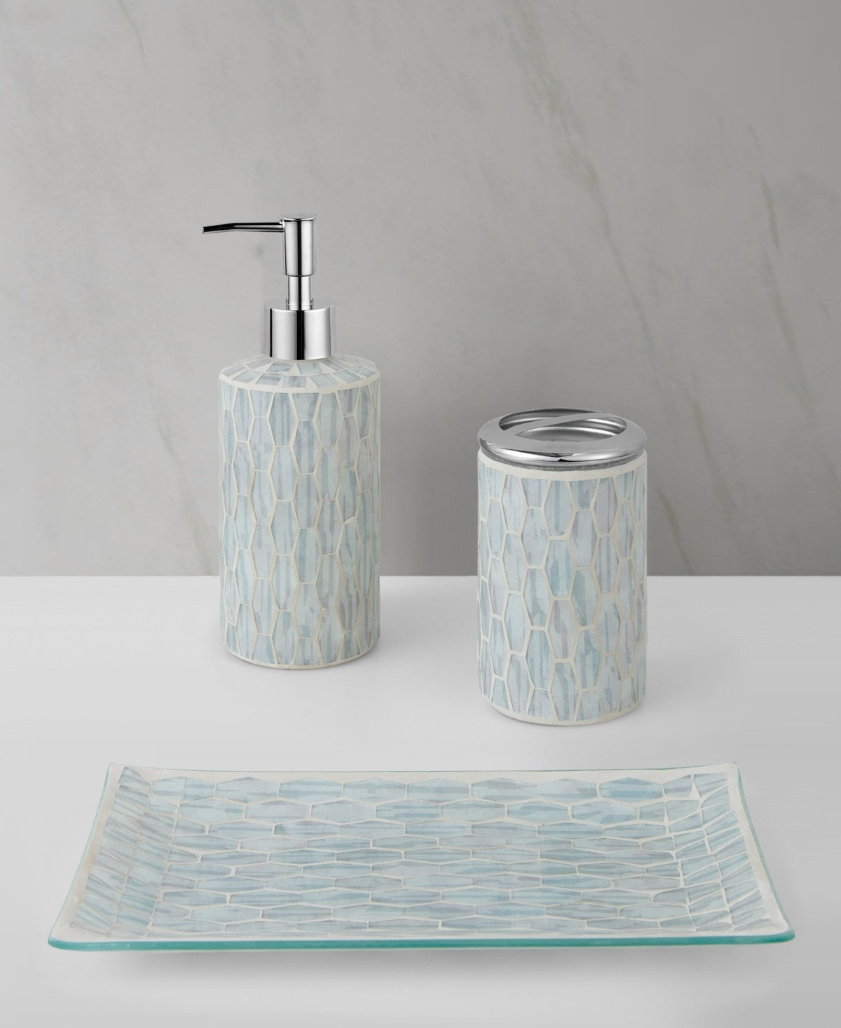 Decor Studio 3-Pc. Glass Gift-Boxed Bath Accessory Set - Blue