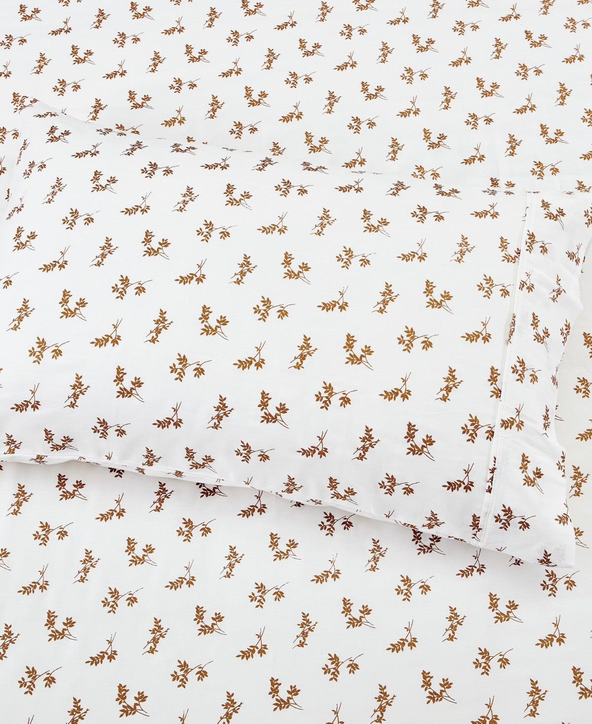 Fairfield Square Collection 300-Thread Count Metallic Cotton 4-Pc. Sheet Set, Full, Exclusively at Macy's - Gold Metallic