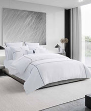 Vera Wang Zig Zag Queen Comforter Set White Queen