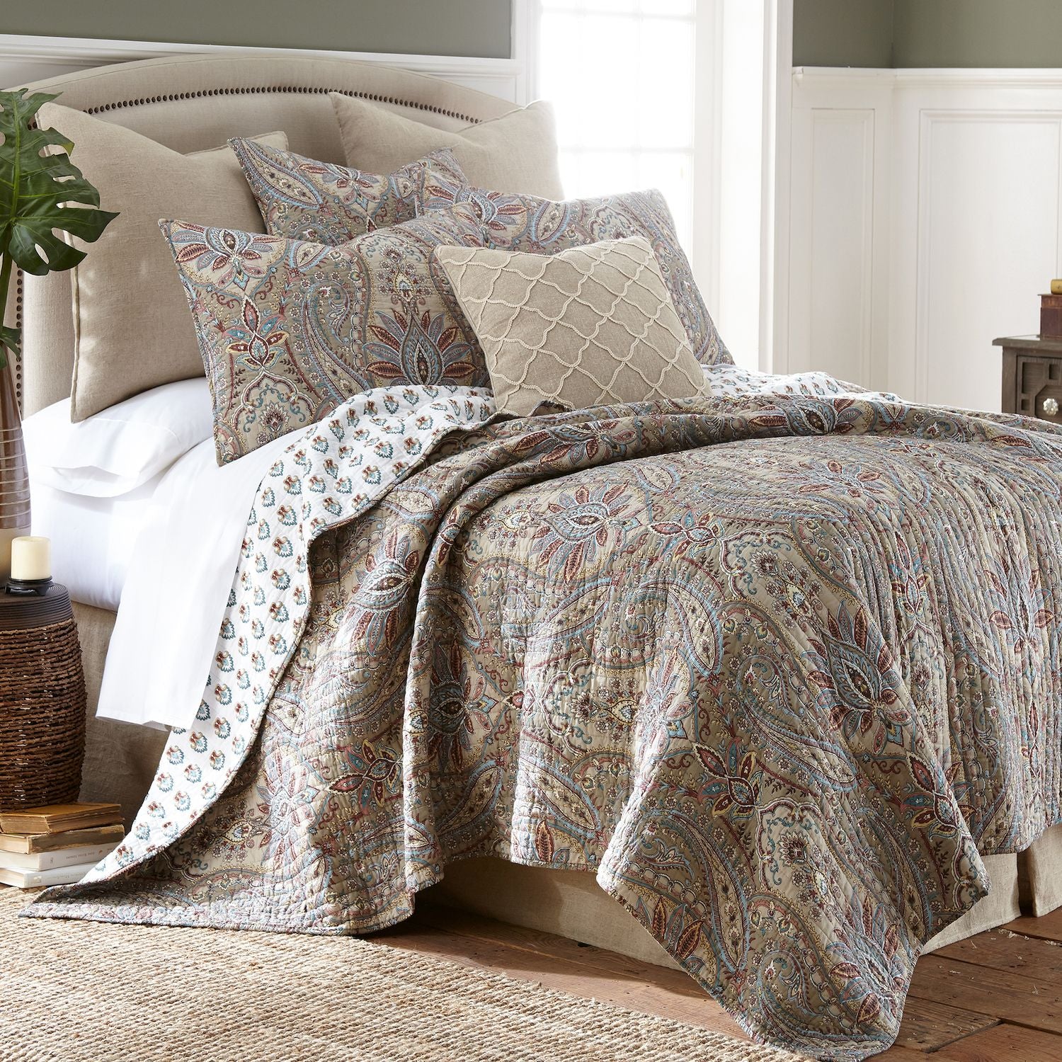Levtex Home Kasey Quilt Set
