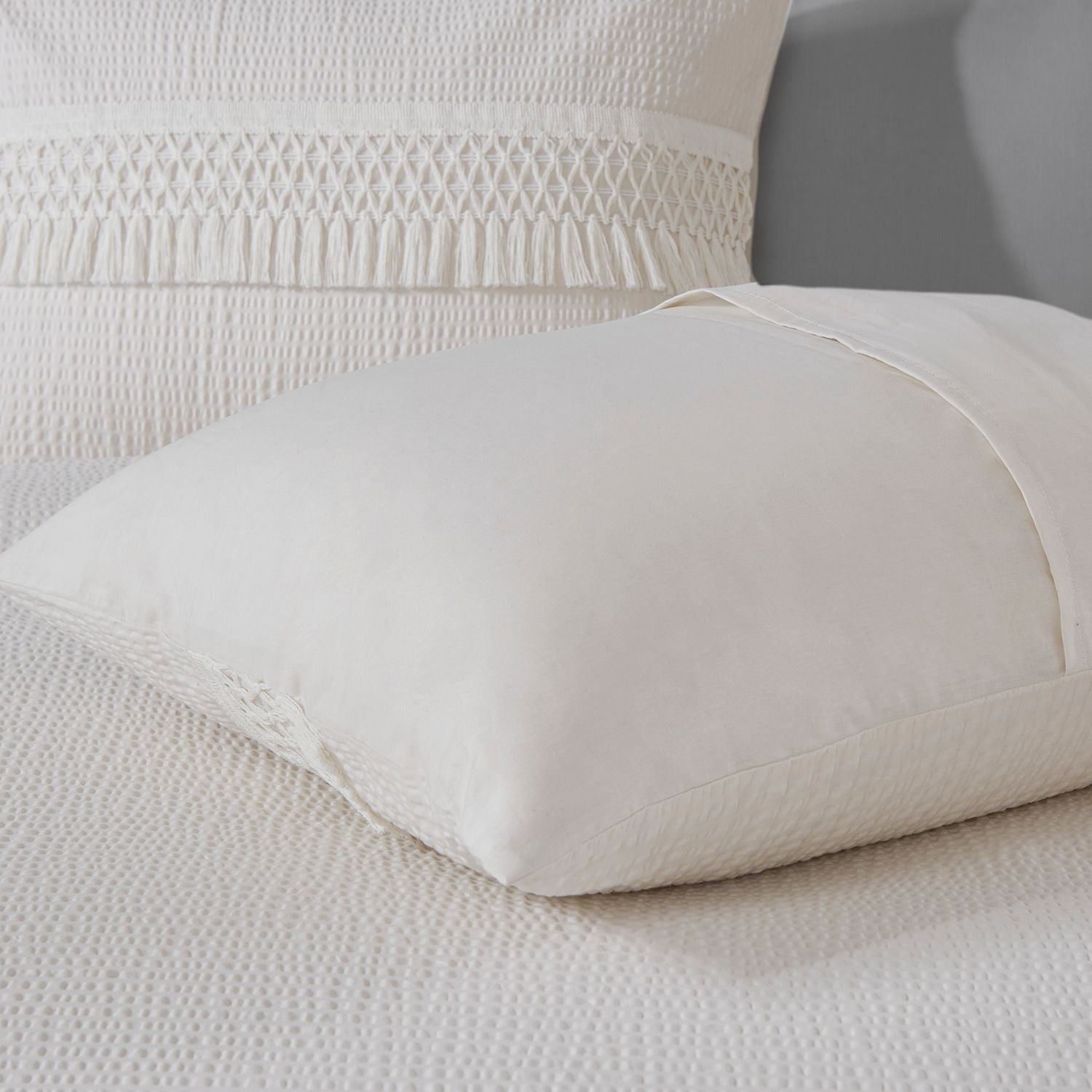 Madison Park Joelie 3 Piece Seersucker Duvet Cover Set with Shams
