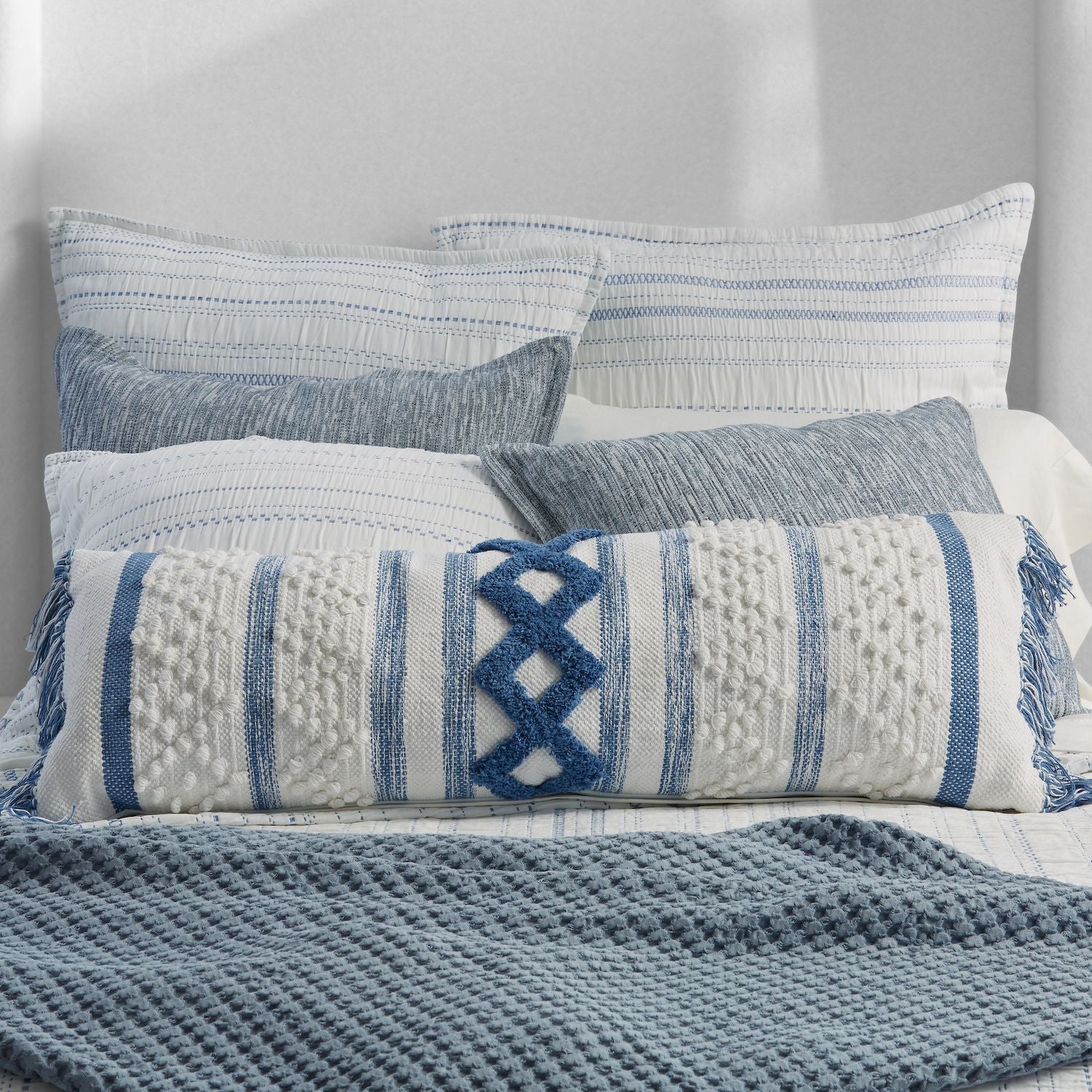 Five Queens Court South Hampton Lumbar Throw Pillow