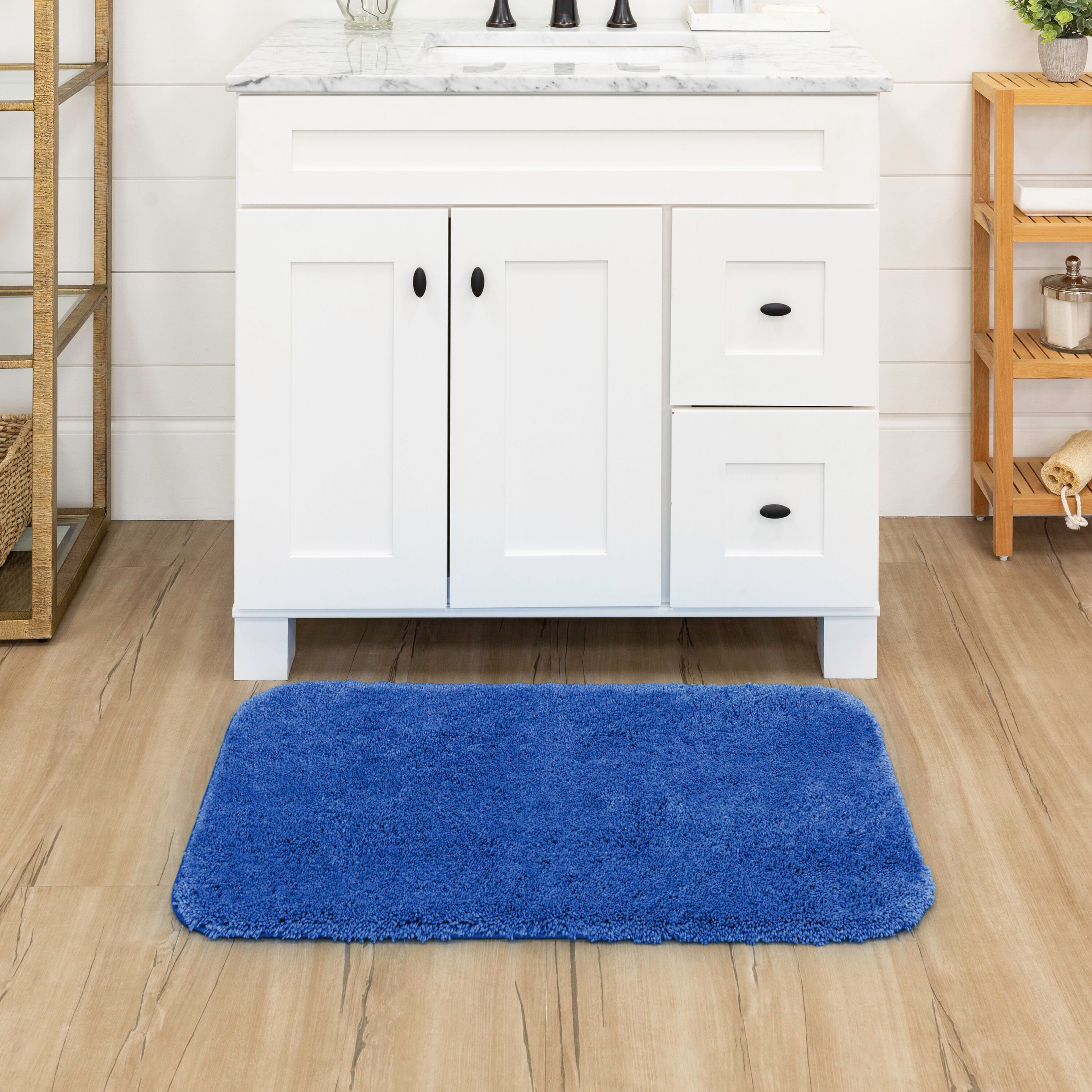 Mohawk Home Pure perfection 24-in x 40-in Wedgewood Nylon Bath Rug