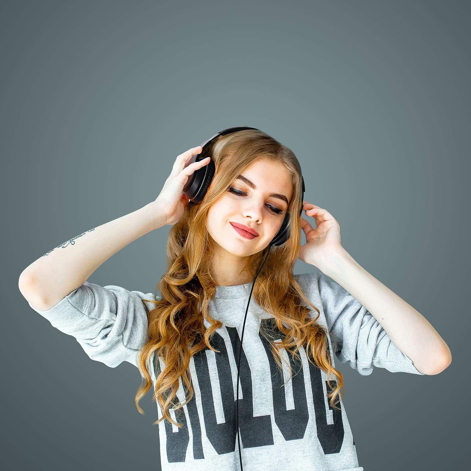 LORELEI X6 Over-Ear Wired Stereo Bass Headphones with Microphone, Space Black - Open Box