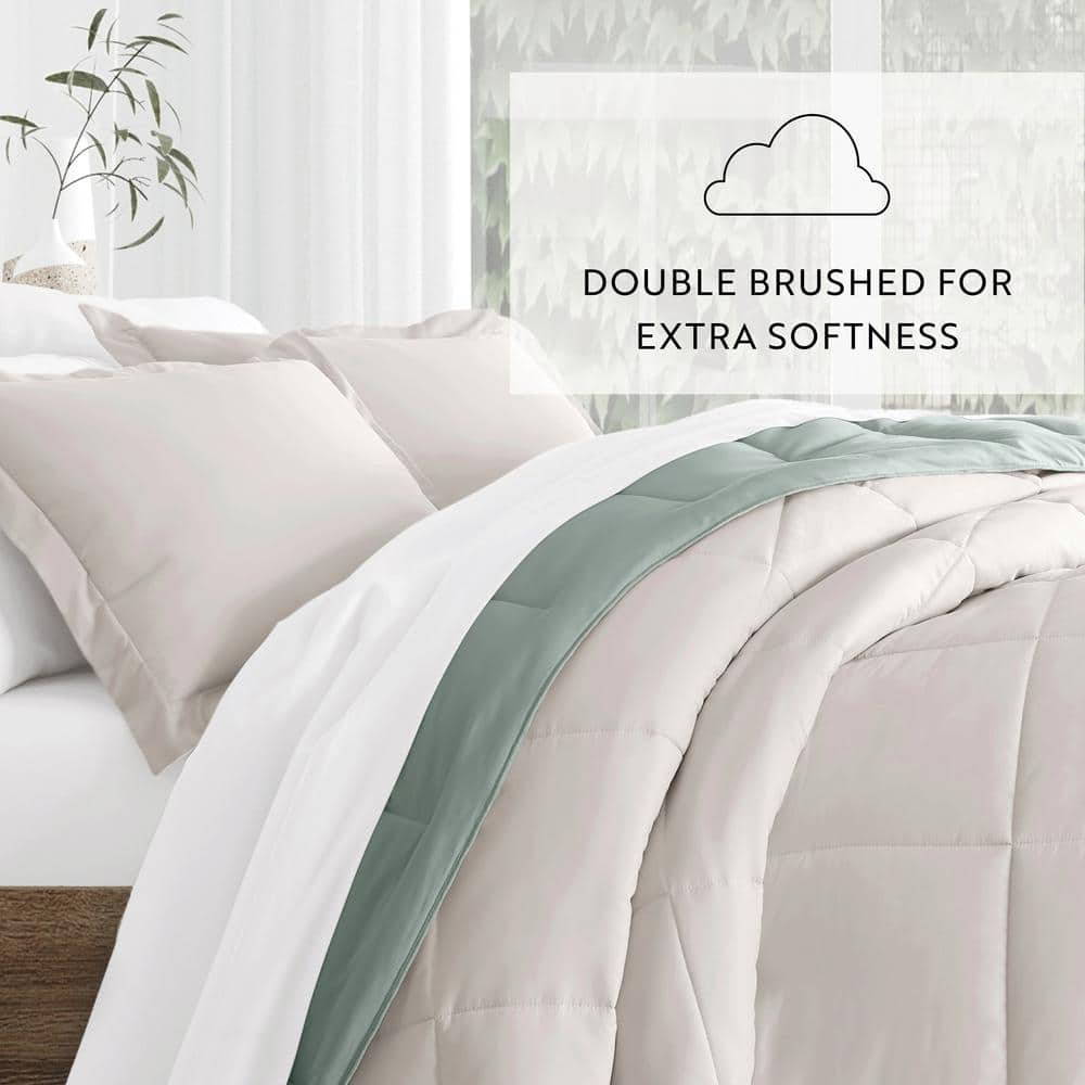 Eucalyptus and Natural Microfiber Down Alternative Twin/Twin XL Reversible Comforter Set