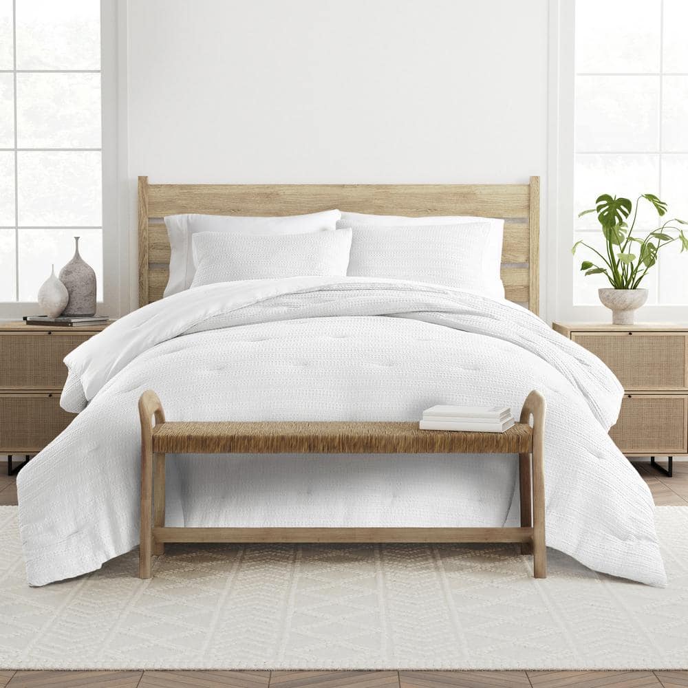 Waffle Textured 3 Piece All Season Down-Alternative Queen Comforter Set in White