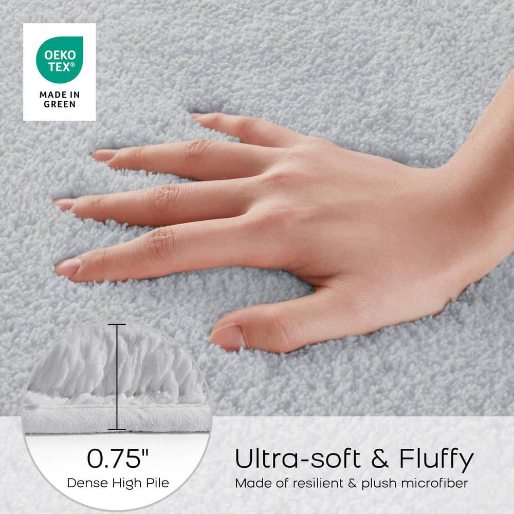 Marshmallow Grey 24 in. x 40 in. Bath Mat