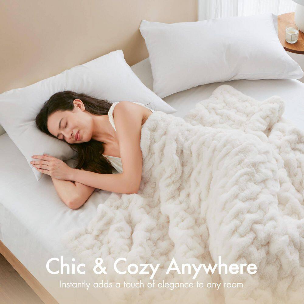 Ruched Fur Ivory Polyester Throw Blanket
