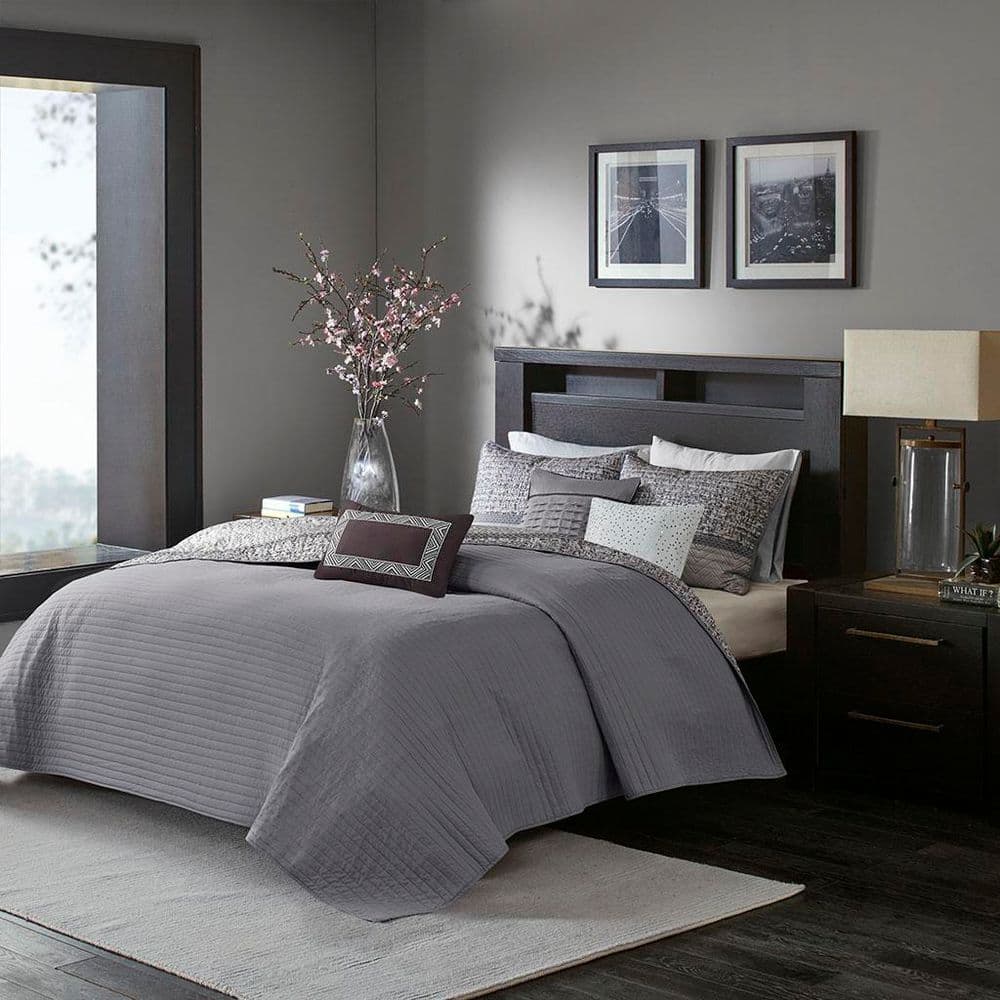 Madison Park Melody 6-Piece Grey/Taupe Polyester King/Cal King Reversible Jacquard Quilt Set with Throw Pillows