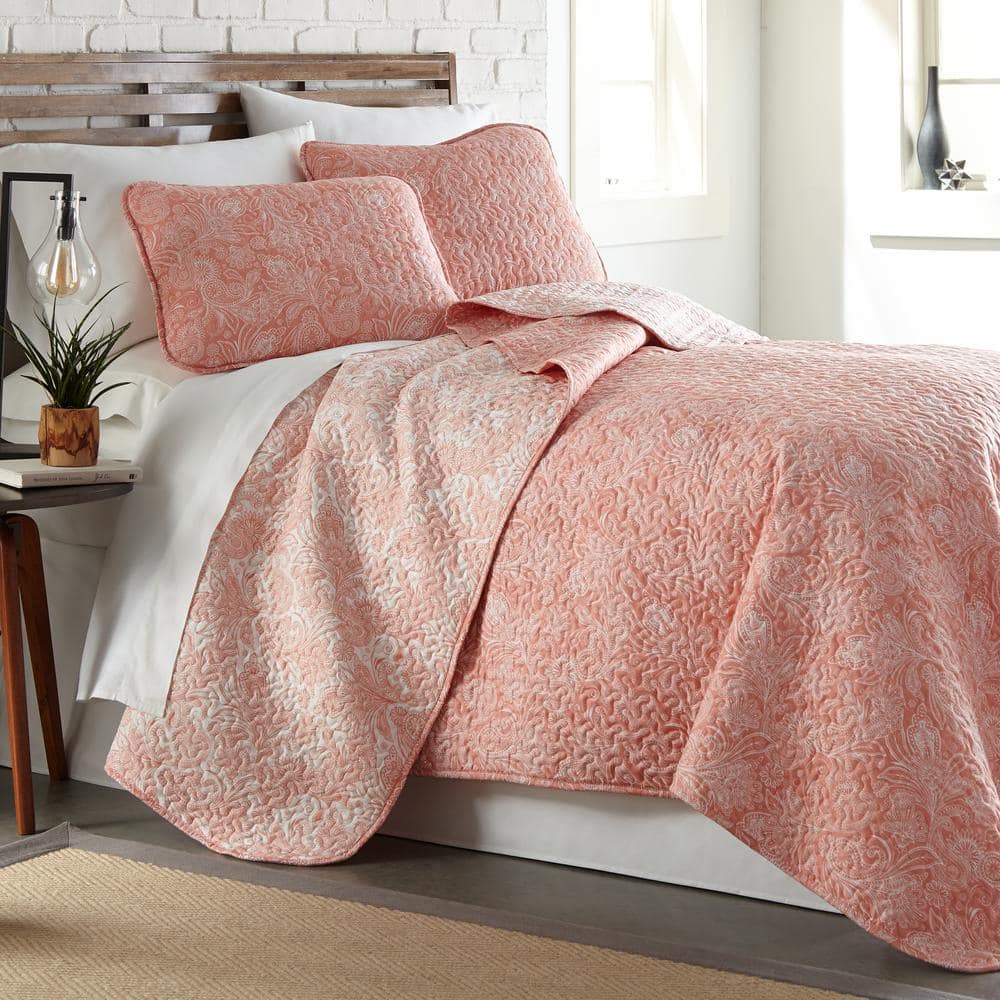 Perfect Paisley Reversible Coral 3-Piece Full/Queen Microfiber Quilt Set