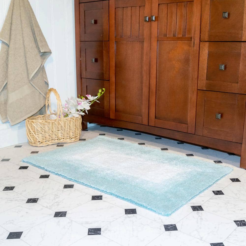 Whitney Ombre Reversible Porcelain Blue 21 in. x 34 in. & 17 in. x 24 in. 2-Piece Bath Rug Set