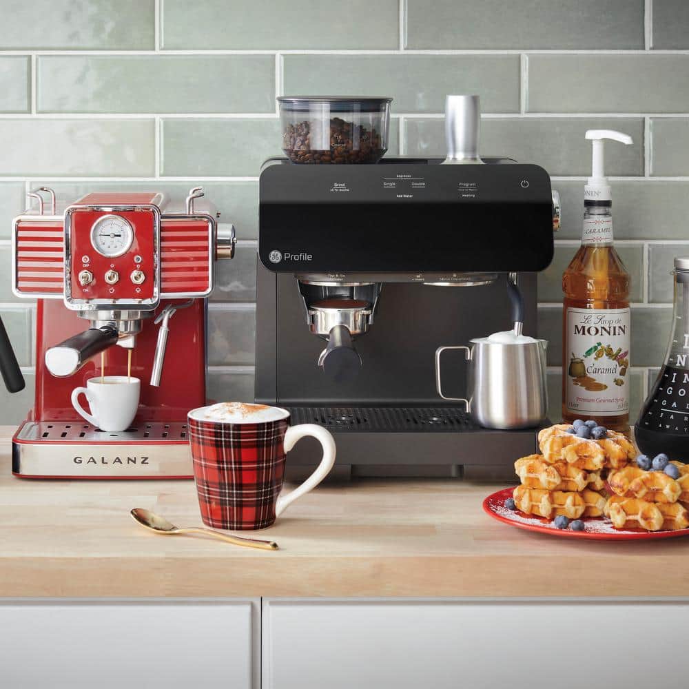 2-Cup Red Espresso Machine with Retro Design