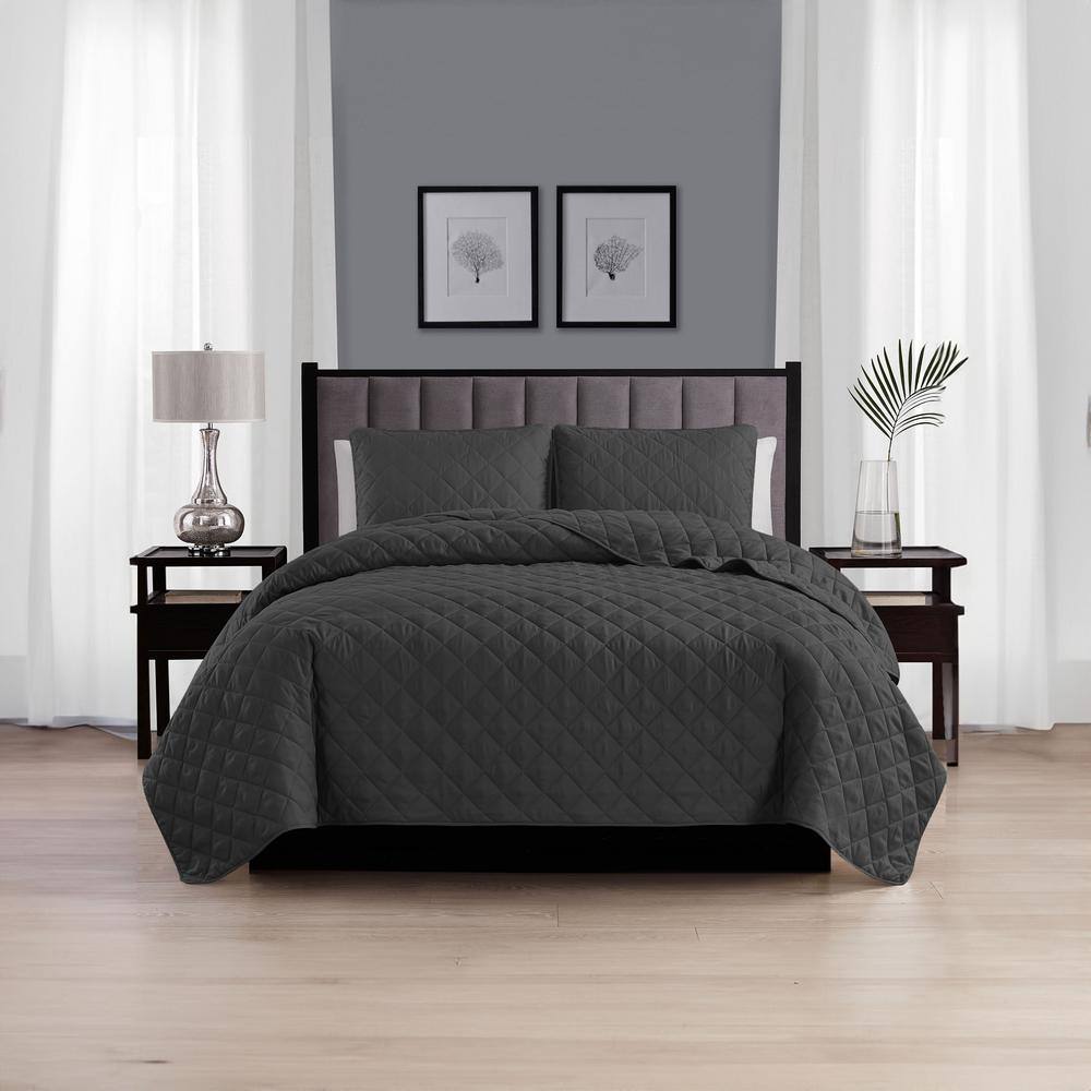 Swift Home All-Season 2-Piece Dark Gray Solid Color Microfiber Twin/Twin XL Quilt Set
