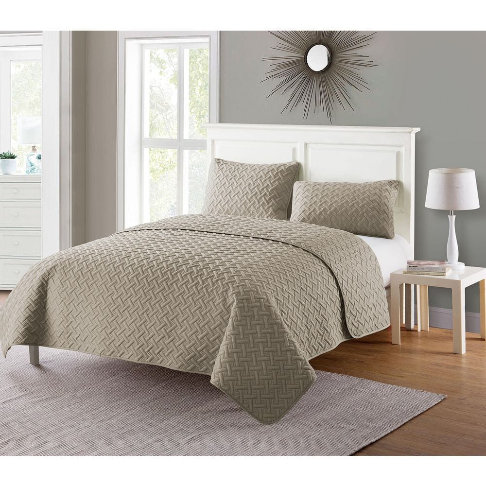 Nina Embossed 3 Piece Taupe Basketweave Microfiber Full/Queen Quilt Set